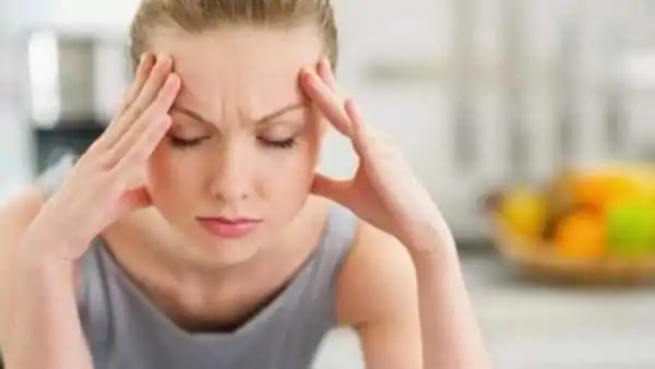 Как избавиться от головной боли без таблеток: названы работающие методы