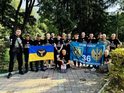 Рінат Ахметов: 2,2 мільярди гривень допомоги захисникам Маріуполя за 4…