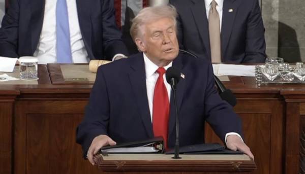 Трамп: Робимо все можливе, щоб зупинити смерть і кровопролиття між…