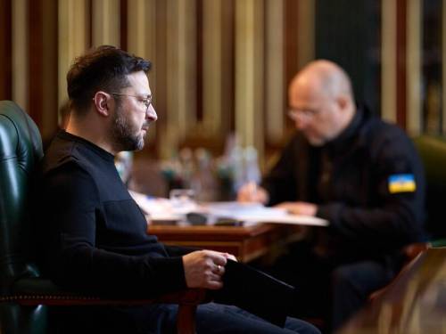 Народ змучений. Зеленський про важку ситуацію з електропостачанням в областях.