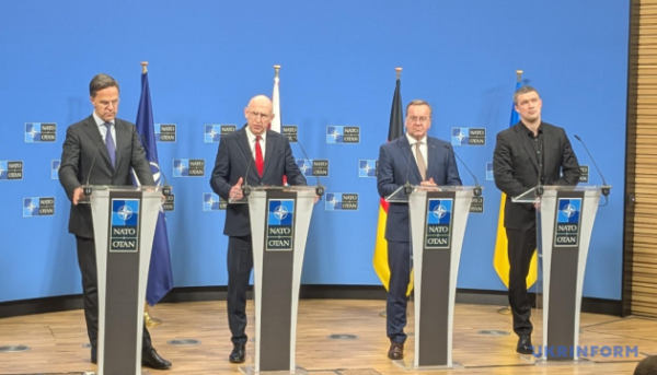 “Рамштайн”: союзники виділяють Україні додаткові 35 мільярдів доларів на оборону.