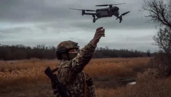 Південні прикордонники знищили російські роботизовані системи ударами дронів.