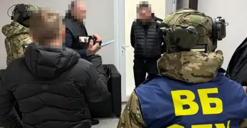 Очільнику логістики Збройних Сил та керівнику СБУ на Житомирщині оголошено…