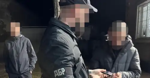 На Волині працівник військкомату примусово “мобілізував” 60-річного рибалку: ДБР його заарештувало.