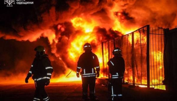 Кулеба: Російські удари вночі націлені на цивільне житло та важливі&hellip;