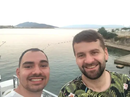 Найвищий суд засвідчив цивільне партнерство між українськими чоловіками. Хто ці люди?