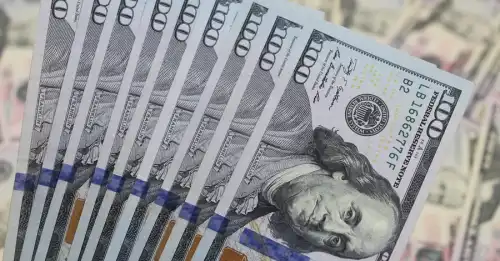 Долар злетів до рекордної позначки: офіційний курс на 10 березня