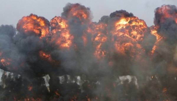 Американський удар по іранських ракетних базах поблизу Ормузької затоки