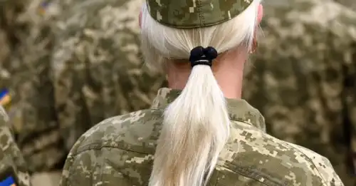 Не швачка, а солдат: жінки та військовий облік – що робити?