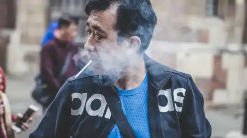 Чому сперечаємось про тютюн, але мовчимо про алкоголь, і вади&hellip;