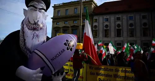 Іранський атомний проєкт: чи потрібна Тегерану зброя та занепокоєння Вашингтона