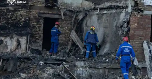 У Києві вже 87 поранених, біля 50 об’єктів зазнали руйнувань.