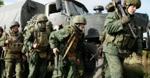 Українські безпілотники знищили навчальний центр російської бригади, яка причетна до злочинів у…