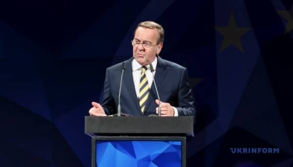 Пісторіус після зустрічі в Рамштайні: Німеччина надасть Україні сотні ракет…
