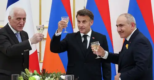 Суперечка за Вірменію: причини прагнення Росії та ЄС до впливу на Єреван