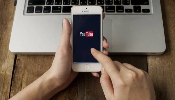 Ані Лорак, Басков, Розенбаум: YouTube заблокував в Україні канали митців,…