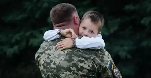Захисників не відпускають для догляду за дітьми з інвалідністю, тоді як цивільним особам надають відстрочку.