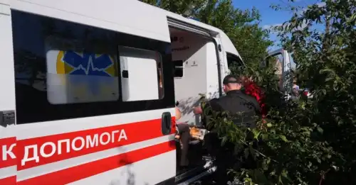 Росія знову обстріляла Запоріжжя за допомогою КАБів. Є значні руйнування…