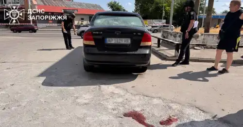 Росія знову обстріляла АЗС у Запоріжжі: загибла та десять поранених.