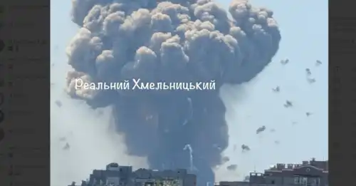 Голова міста Хмельницького висловився про серію вибухів – пошкоджено оселі, проте жертв немає