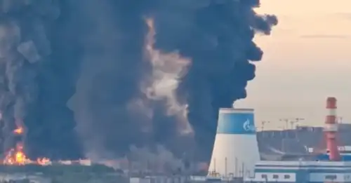 Збройні сили завдали удару по оборонному заводу в Кірові та нафтовому об’єкту в Росії, – Зеленський
