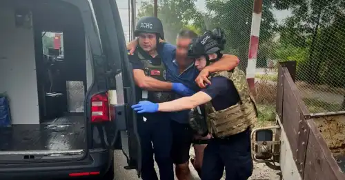 На Дніпропетровщині росіяни завдали удару по рятувальниках, внаслідок чого є постраждалі.