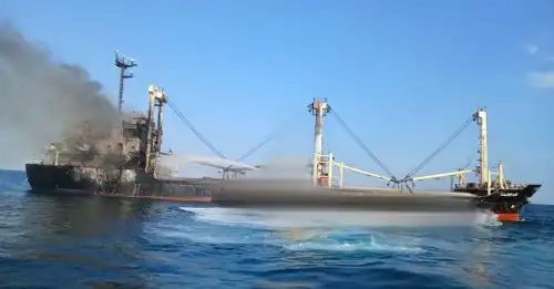 Росія завдала ракетного удару по судну із зерном біля Одеси, загинули п’ятеро осіб.