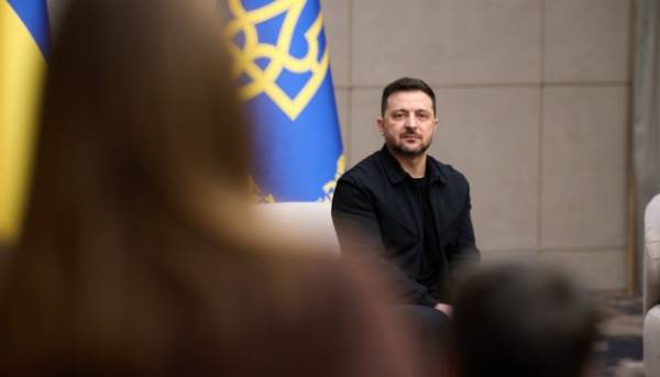 Зеленський: Захисні сили України атакували експортний термінал та нафтові об’єкти в трьох російських регіонах