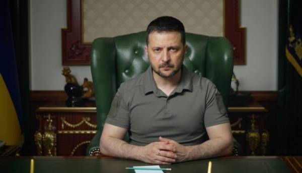 Зеленський: Путін продовжує покладатися на балістику, прискорення постачання Україні засобів протиповітряної оборони є необхідним