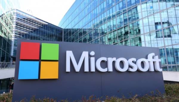 Microsoft вкладає майже 3 мільярди доларів у розвиток штучного інтелекту…