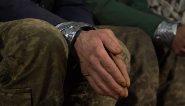 Морські піхотинці захопили в полон двох росіян, які отримали наказ&hellip;