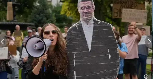 Світові медіа: Федоров сплутав протест із власною підтримкою, що призвело до політичного провалу колишнього міністра оборони.