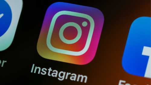 Meta погодилася виплатити 18 мільярдів доларів та внести корективи у Facebook та Instagram у зв’язку з позовом щодо заподіяння шкоди неповнолітнім.