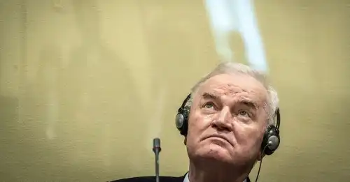 Ратко Младич, боснійський м’ясник: відповідальний за смерть тисяч, спричинив загибель власної доньки, але не зізнався у скоєному