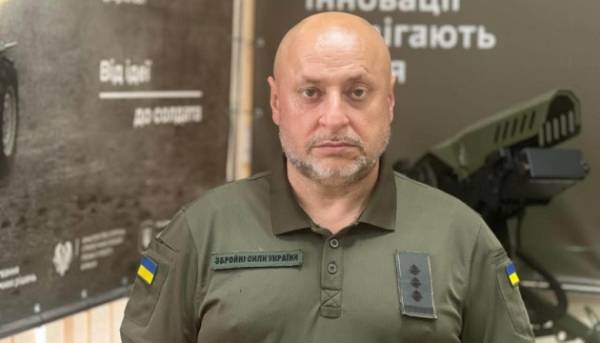 Збройні сили України вже здійснюють закупівлю КАБ «Вирівнювач», і загалом в Україні розробляється ще близько 10 подібних зразків.