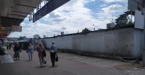 Кі Чорнозем’я закриті, вартості стрімко йдуть вгору: які наслідки масштабного демонтажу торгових точок у столиці України
