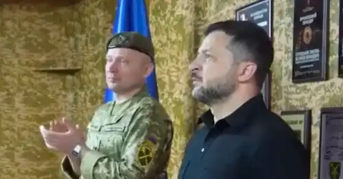 Володимир Зеленський разом із Драпатим проінспектували українські військові частини на Олександрівському напрямку.