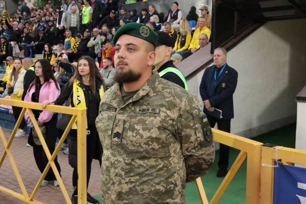 Прикордонник з Буковини: попри поранення, повернувся на службу після порятунку побратима