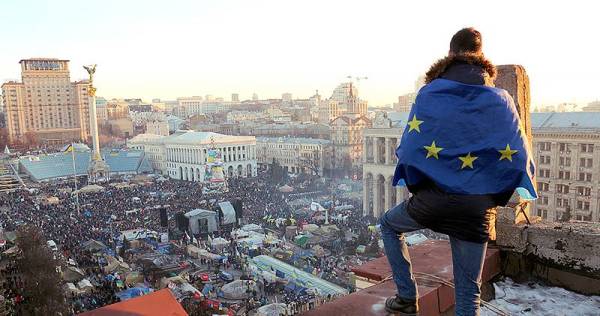 10% українців готові воювати “до знищення Росії”: соціолог про ставлення до ТЦК, Зеленського та зміни в електораті