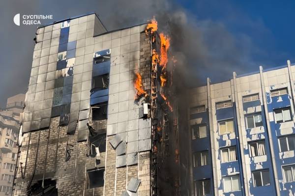 Кількість поранених від удару РФ по Одесі зросла, серед постраждалих…