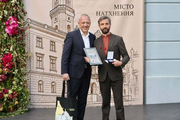 Чернівецький драмтеатр відзначили як «Мистецький тріумф року»