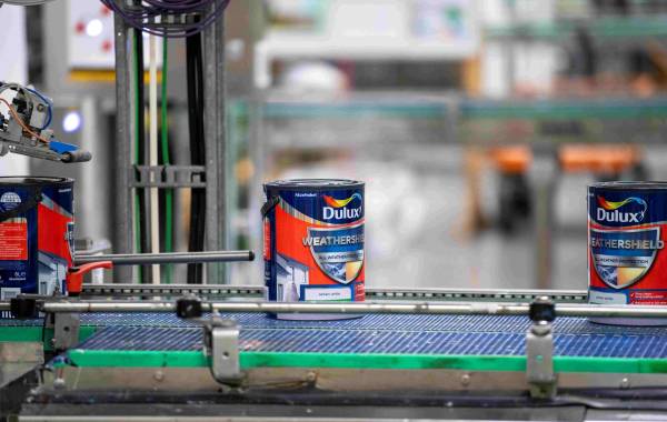 AkzoNobel продає японській Nippon Paint свій бізнес фарб за $1,35 млрд